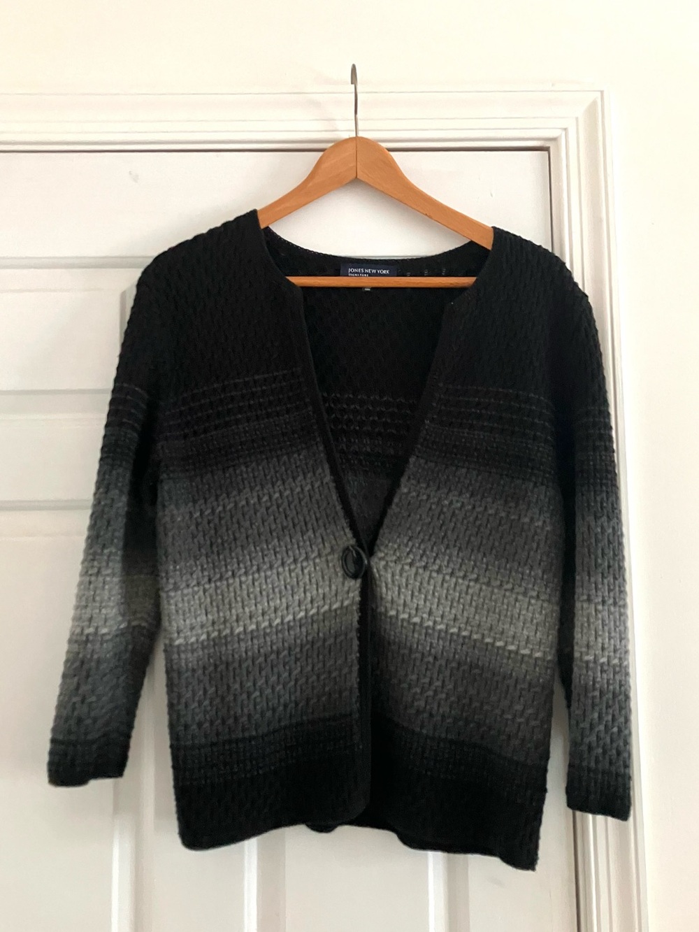 Jones New York Black and Gray Cotton Minimalist Monochrome Cardigan-Size Medium